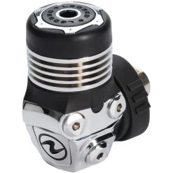 Détendeur LEGEND 3 AQUALUNG -Magasin De Plongée 1er etage din 2